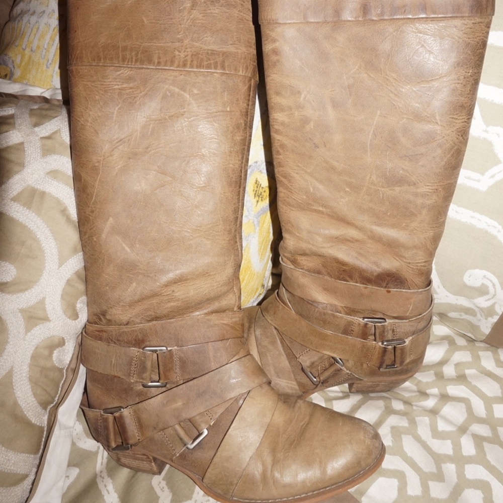 Gianni Bini boots